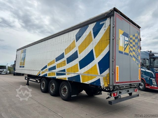 Italos félpótkocsi KÖGEL SN 24 **GETRÄNKE*SAF*LIFT*SCHNELLADESYSTEM*