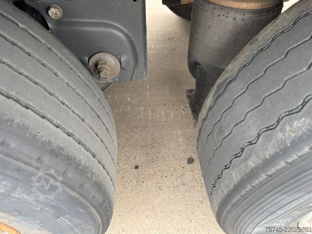 Italos félpótkocsi KÖGEL SN 24 **GETRÄNKE*SAF*LIFT*SCHNELLADESYSTEM*