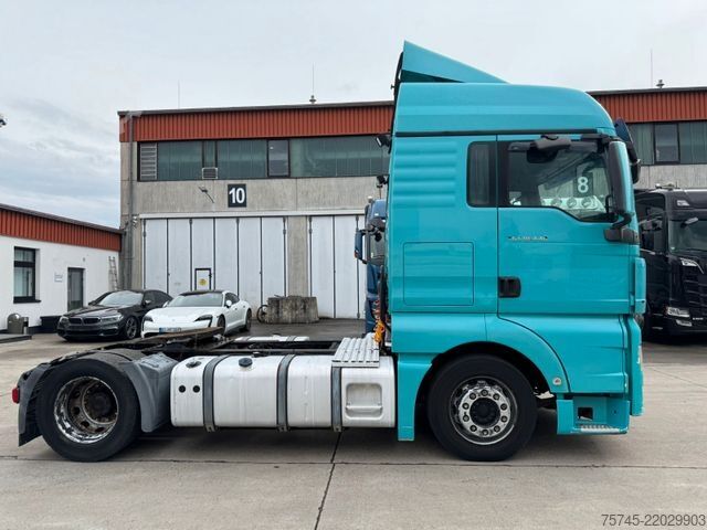 Cap tractor voluminos MAN TGX 18.440 * VOLUMEN * 2 X TANK * RETARDER *