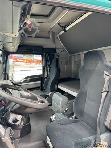 Cap tractor voluminos MAN TGX 18.440 * VOLUMEN * 2 X TANK * RETARDER *
