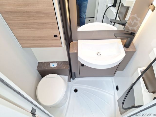 Halvintegreret autocamper BÜRSTNER B66 TD 690 Hubbett*Leder Stone*Halbjahreswagen*