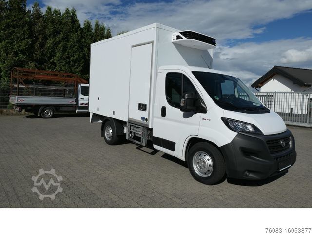 Koelwagen met geïsoleerde laadbak FIAT Ducato Kühlkoffer Klima Navi CAM 9G-Tronik