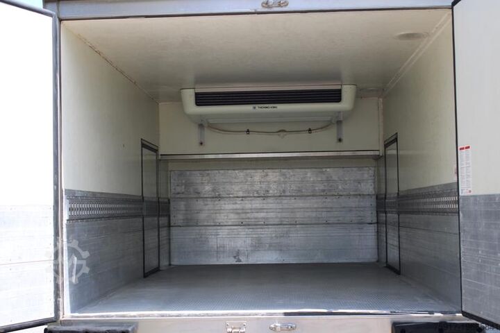 Soğutucu kasa panelvan MERCEDES-BENZ Sprinter 515 TK Kiesling Tür R + L, -10°C