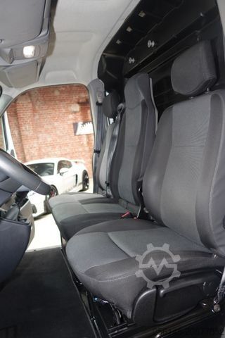 High top van RENAULT Master Kasten L2H2 TüvNeu 1 Hand Klima Kamera