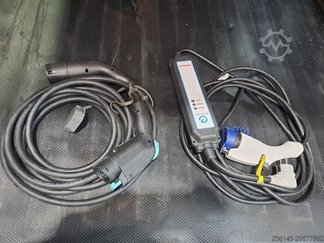 Dobozos furgon NISSAN e-NV200 TüvNeu Sitzh. Kamera AHK Klima 40kWh