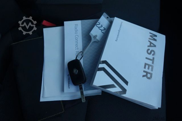 Minibus RENAULT Master Kasten L2H2 TüvNeu 1 Hand Klima Kamera