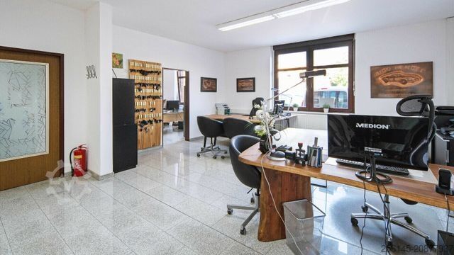 Frontgaffeltruck HYUNDAI 18BT-9U  UVV Neu  4,25m Hubh 1680kg Ladegerät