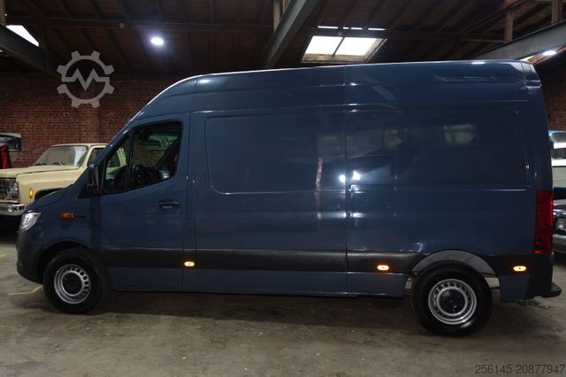 Miniautocarro MERCEDES-BENZ eSprinter Kasten 314 L2 terie Klima