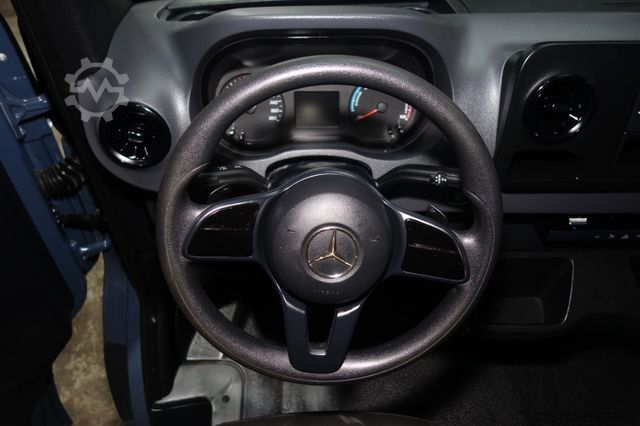 Miniautocarro MERCEDES-BENZ eSprinter Kasten 314 L2 terie Klima