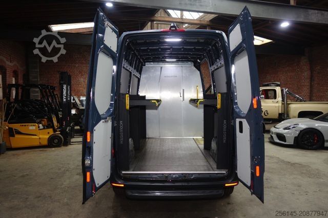 Miniautocarro MERCEDES-BENZ eSprinter Kasten 314 L2 terie Klima