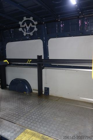 Miniautocarro MERCEDES-BENZ eSprinter Kasten 314 L2 terie Klima