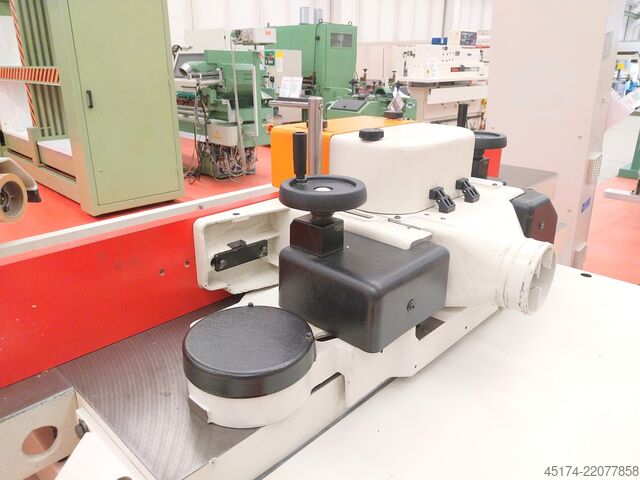 Freza cu ax înclinabil SCM T 150 E