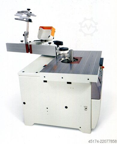 Freza cu ax înclinabil SCM T 150 E