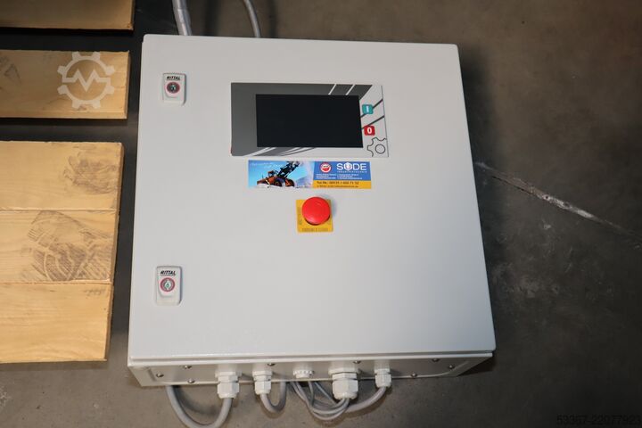 8 kW zuigercompressor, 500 liter ketel Renner RIKO 1400/500 M-KT