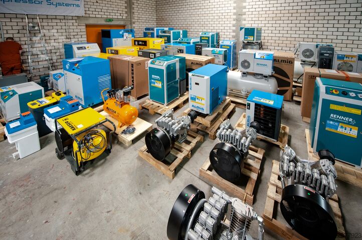 8 kW zuigercompressor, 500 liter ketel Renner RIKO 1400/500 M-KT