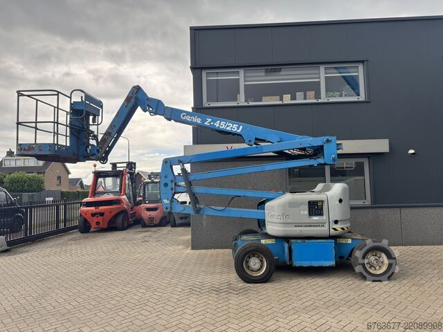 Genie Z45/25J DC Platformă articulată / Platformă de lucru 16M înălțime de lucru Electric 2007 GENIE Z45/25J DC Knikarmhoogwerker / Arbeitsbuhne 16M werkhoogte Elektrisch 2007
