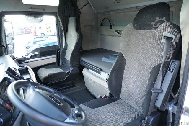 Standard SZM MAN 18.500 TGX 4x2, XXL, Intarder,Standklima,2x Tank