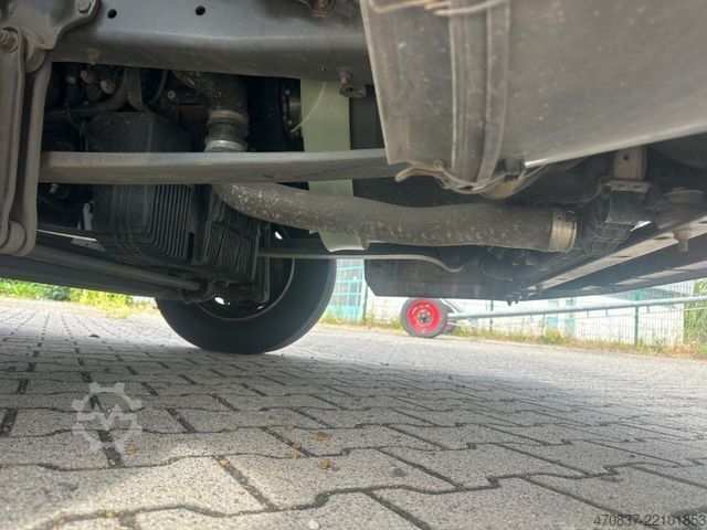 Transporter mit Koffer MERCEDES-BENZ Atego 818 / LBW / Klima