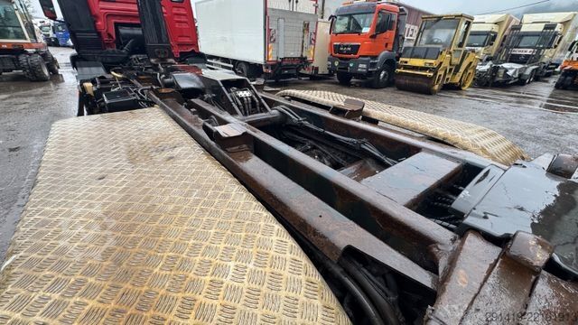 Kampós konténerszállító teherautó MAN TGS 26.360 6x2-2 LL Abrollkipper Euro 4 Bj 2008