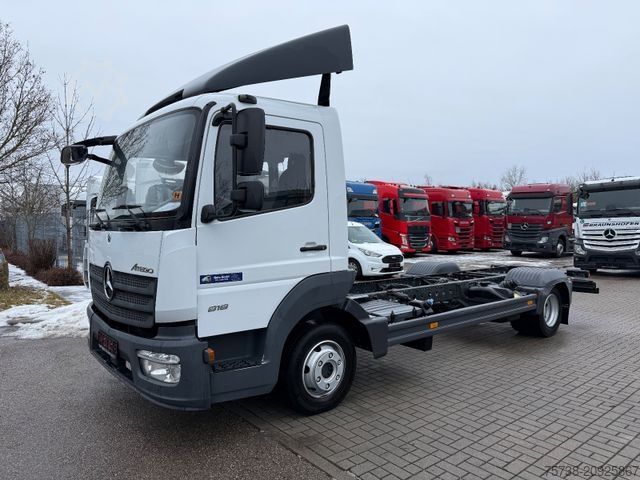 Telaio furgone MERCEDES-BENZ Atego 818 L Fahrgestell/Klima/SCHALTER/EURO6D