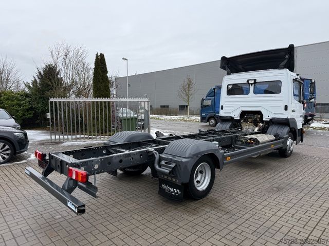 Telaio furgone MERCEDES-BENZ Atego 818 L Fahrgestell/Klima/SCHALTER/EURO6D
