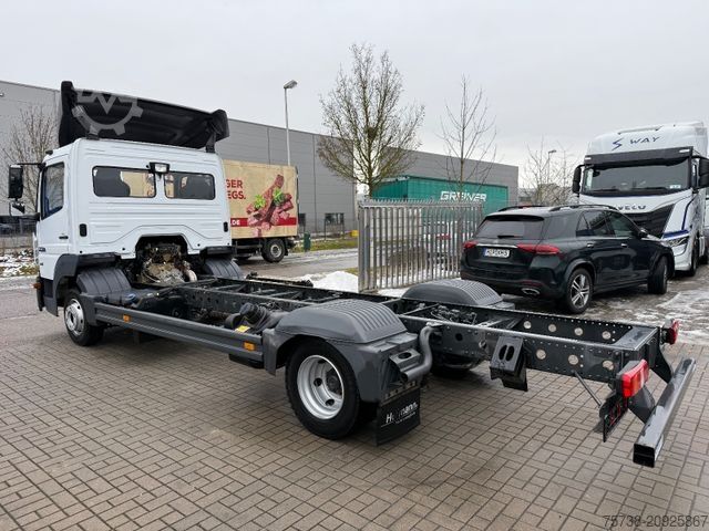 Telaio furgone MERCEDES-BENZ Atego 818 L Fahrgestell/Klima/SCHALTER/EURO6D