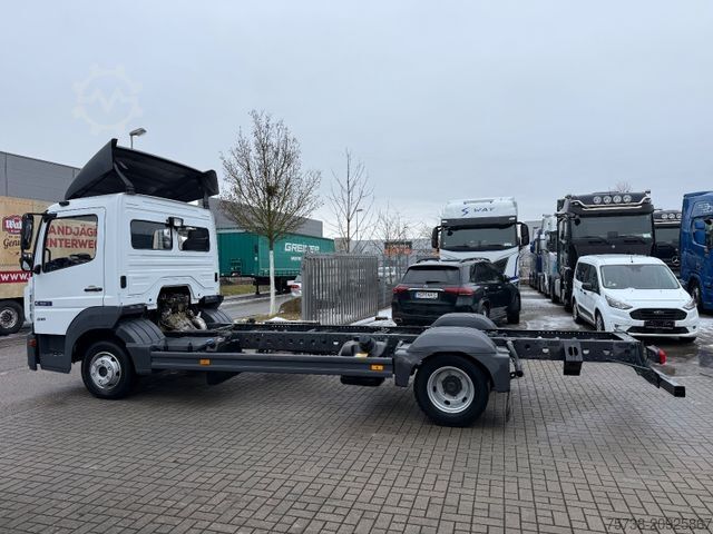Telaio furgone MERCEDES-BENZ Atego 818 L Fahrgestell/Klima/SCHALTER/EURO6D