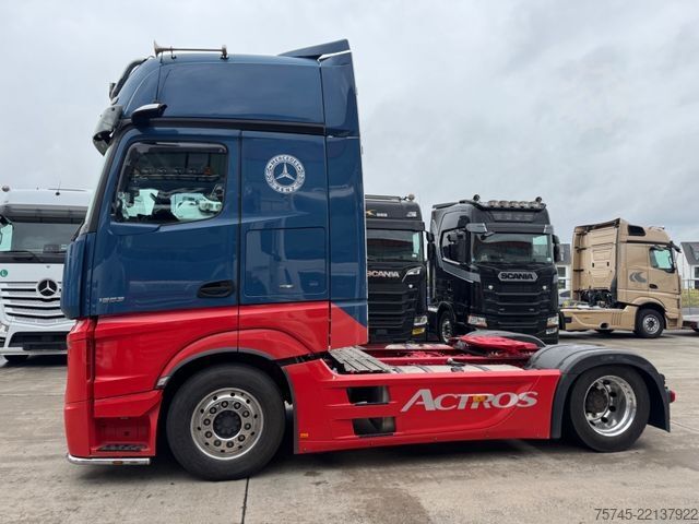 Ciągnik siodłowy typu volume MERCEDES-BENZ ACTROS 1853 * GIGASPACE * ALCOA * STANDKLIMA*TOP