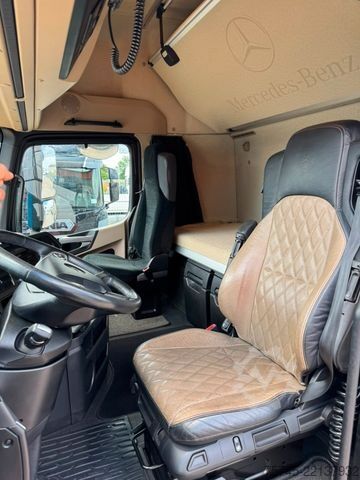 Standard trækkerunit MERCEDES-BENZ ACTROS 1845 * GIGASPACE * RETARDER * STANDKLIMA