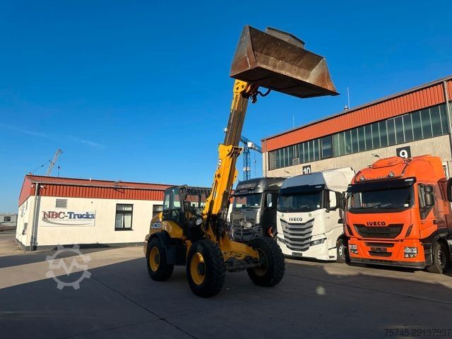 Hjullæsser JCB TM 320 T4F * AGRI * Q-FIT * 40Km/h * VOLLGUMMI *