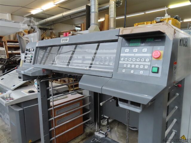 Macchina da stampa offset Ryobi 925P