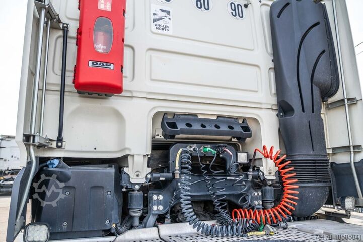 Standard tractor DAF XF 460 + HYDRAULIQUE (50Ton)