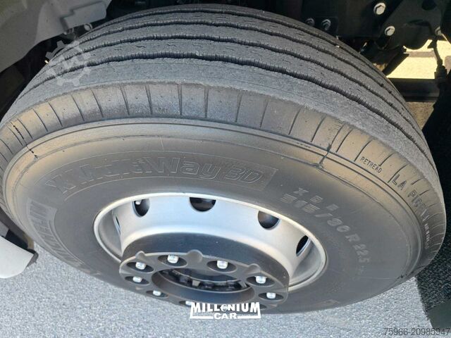 Tractora standard FORD FMAX 500 AUTOM RETARDER PRESA DI FO