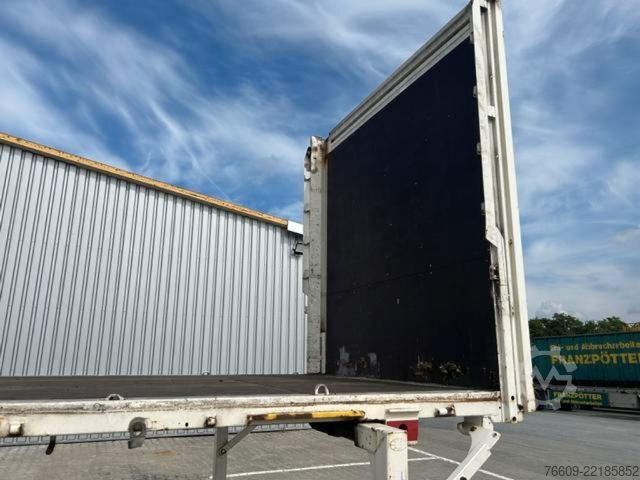 Remolque con caja móvil KRONE Flat