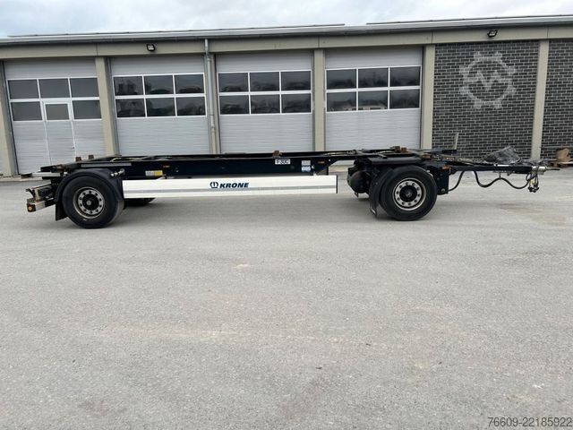 Reboque de chassis intercambiável KRONE 2 Achswechselfahrgestell, Typ: MAXI AZW 18 eL3B7