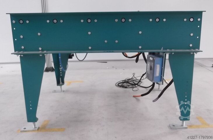 Transportador de rolos acionado Grenzebach mit Zentriereinheit