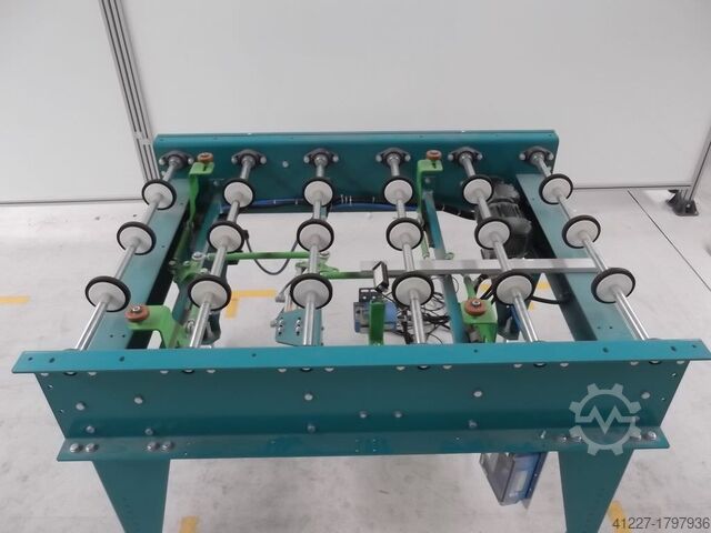 Transportador de rolos acionado Grenzebach mit Zentriereinheit