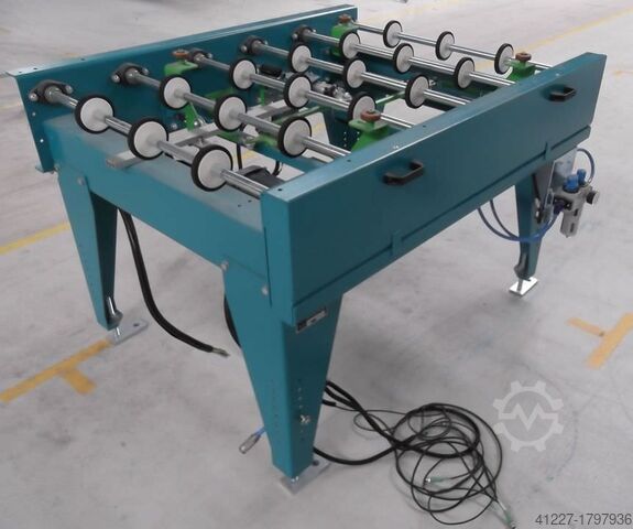 Transportador de rolos acionado Grenzebach mit Zentriereinheit