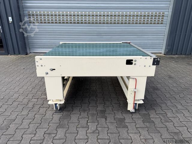 Transportor cu bandă Cefla 1.750 mm, cu șasiu transversal Cefla Typ.: TN