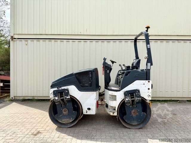 Valjak sa jednim bubnjem BOMAG BW135AD-5 / 2015 BJ / 1.979H / 3.9 T