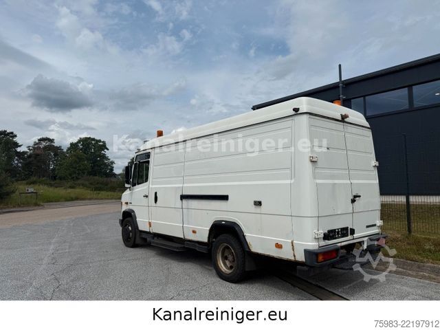 Camión cisterna de vacío MERCEDES-BENZ Vario 816 D - Müller Einbauspüler 7,5t