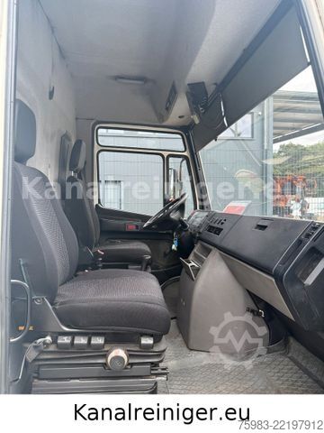 Camión cisterna de vacío MERCEDES-BENZ Vario 816 D - Müller Einbauspüler 7,5t