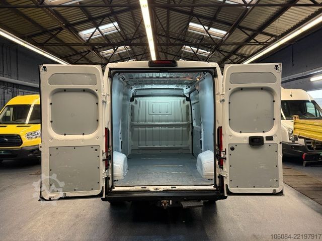 Furgoneta de caja alta OPEL Movano Kasten L2H2 Klima Tempomat R-CAM NAVI AHK