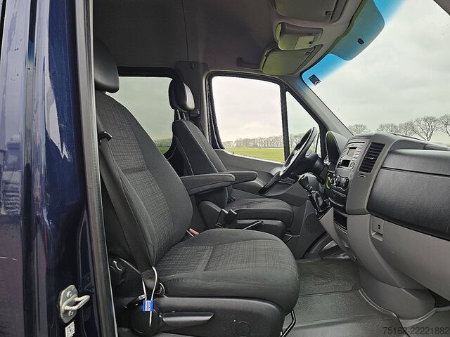 Transporte de passageiros MERCEDES-BENZ SPRINTER 213 ac 9-pers EURO6