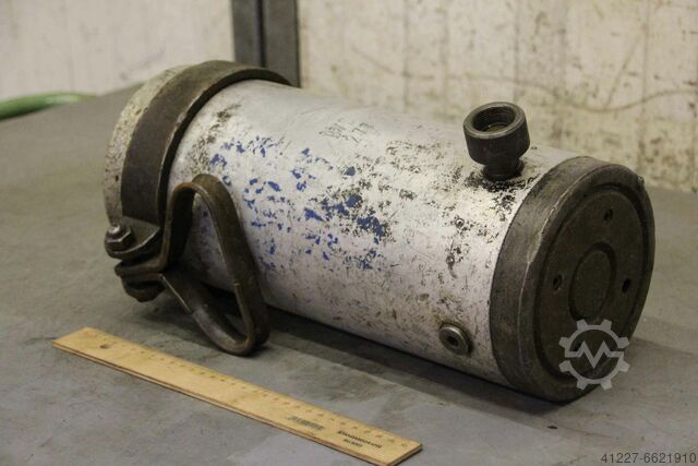 Cylinder o krótkim skoku do pracy przy dużych obciążeniach unbekannt BVS 277 Hub 200 mm