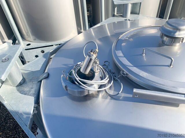 565 liter verwarmbare container van V2A roestvrij staal. Azzini S16300