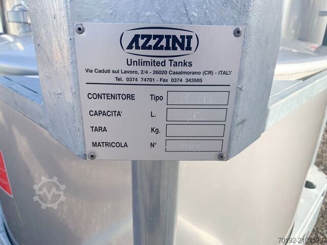 565 liter verwarmbare container van V2A roestvrij staal. Azzini S16300