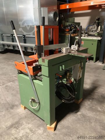 Rámová vrtačka na hmoždinky Ganner LBM Junior 320