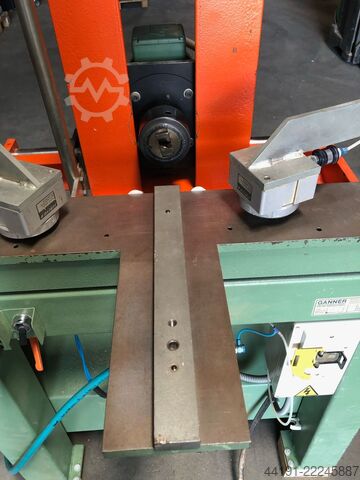Rámová vrtačka na hmoždinky Ganner LBM Junior 320