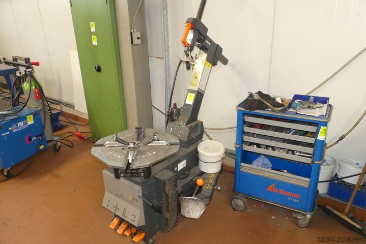 ATT - Reifenmontiermaschine ATT Liga C 130